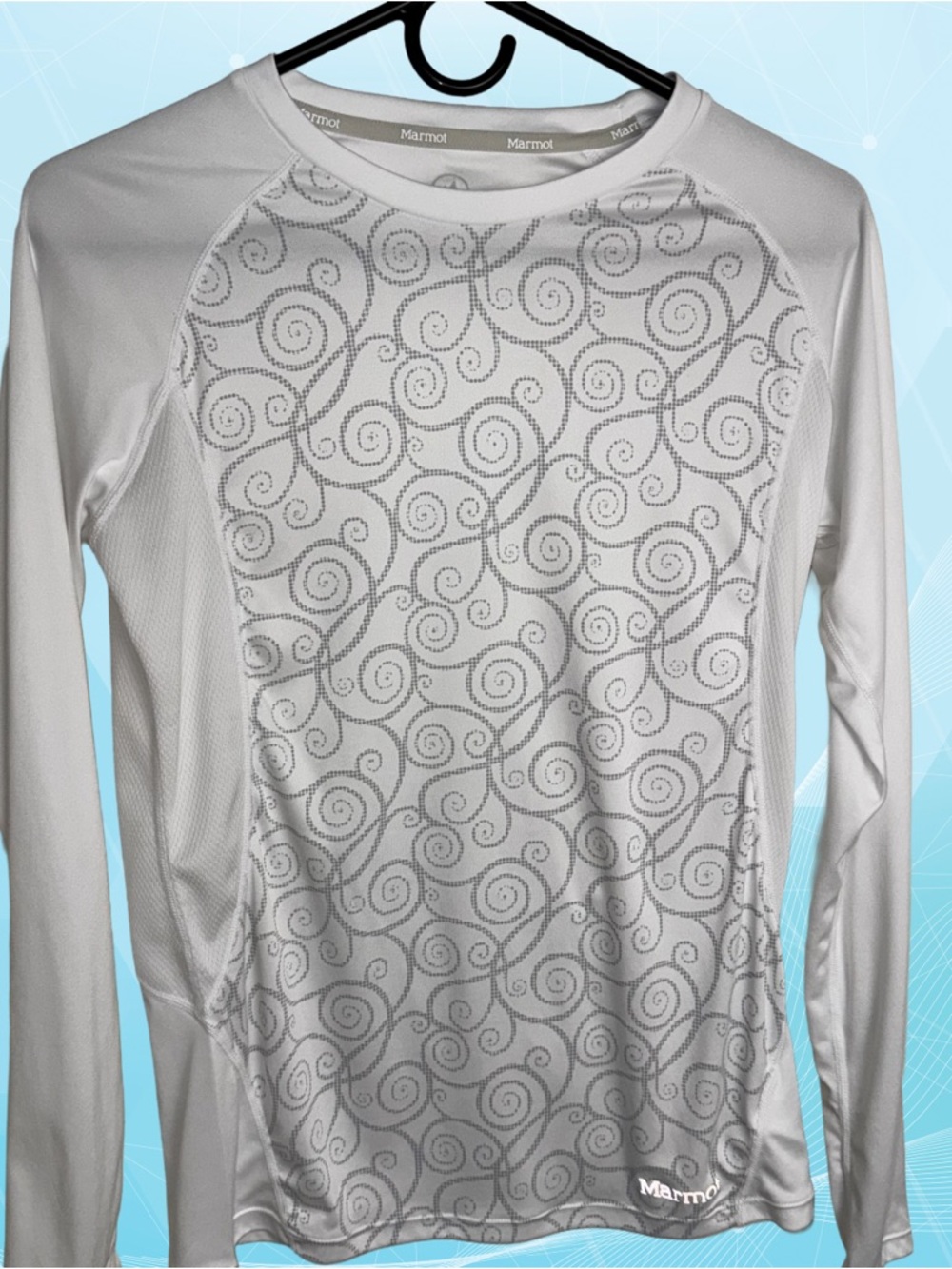 Marmot Women's White Long Sleeve Tee Crew Neck Performance Running Swirl Pattern